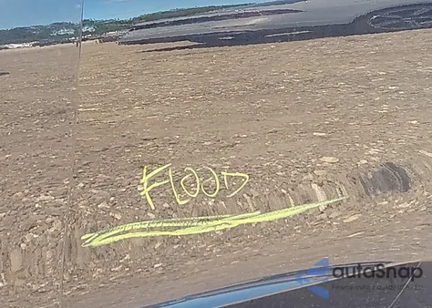 2017 Porsche Panamera 4 z USA, uszkodzony, nr VIN WP0AA2A73HL100810